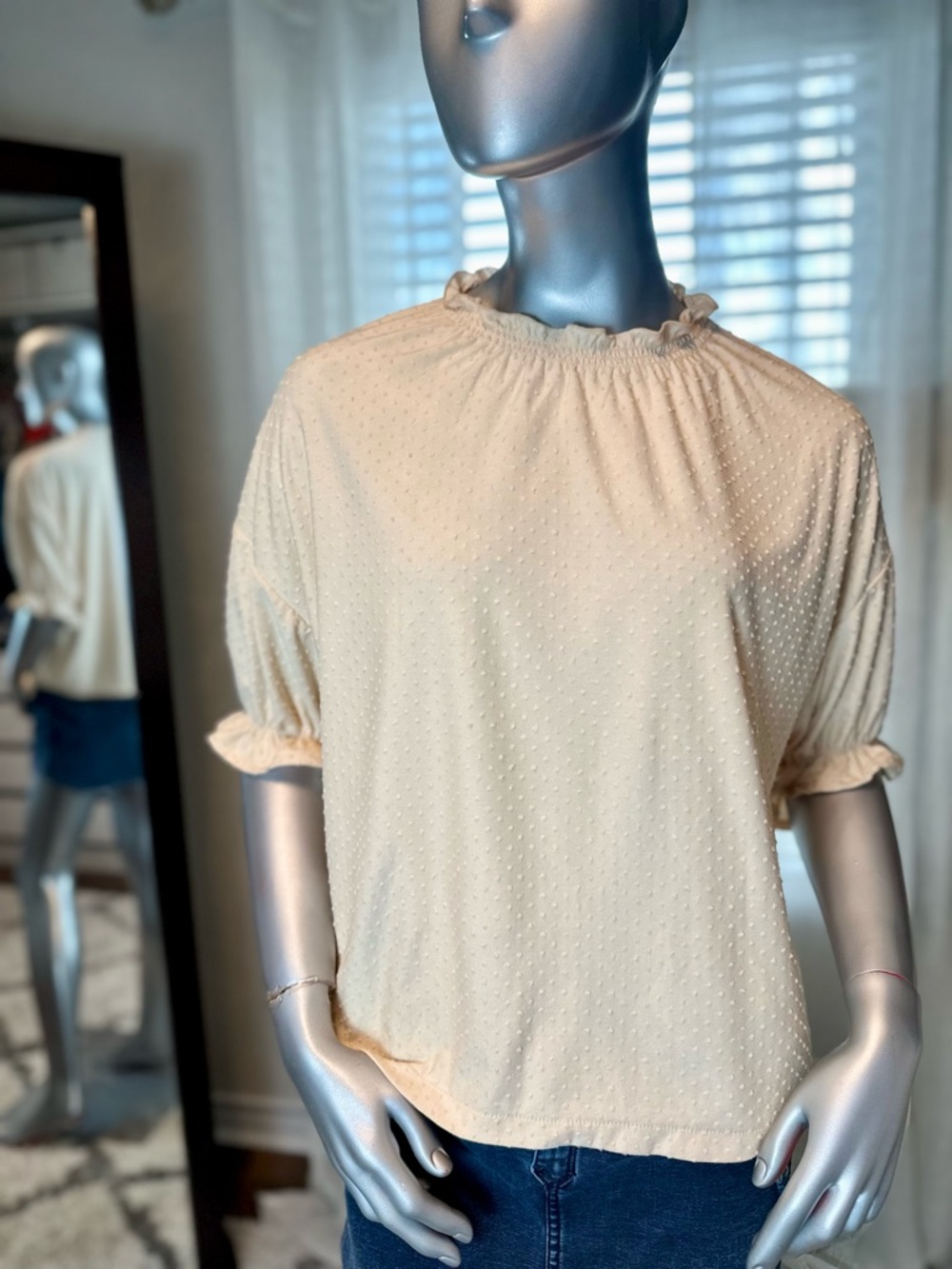 Madewell Texture & Thread 3/4 Clipdot Ruffle Cream Large